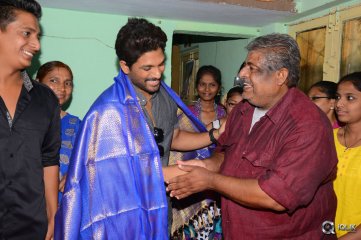 Allu Arjun at Mega Fans President House